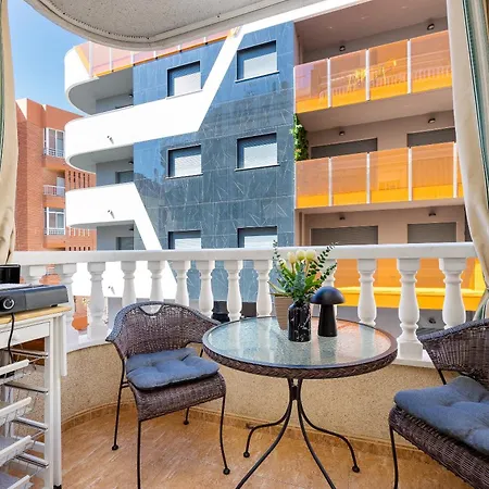 Apartamento Casa Familia 2br Fast Wifi 3 Min Walk To Torrevieja